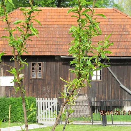 Holiday Home Old Mill Bihać Esterno foto